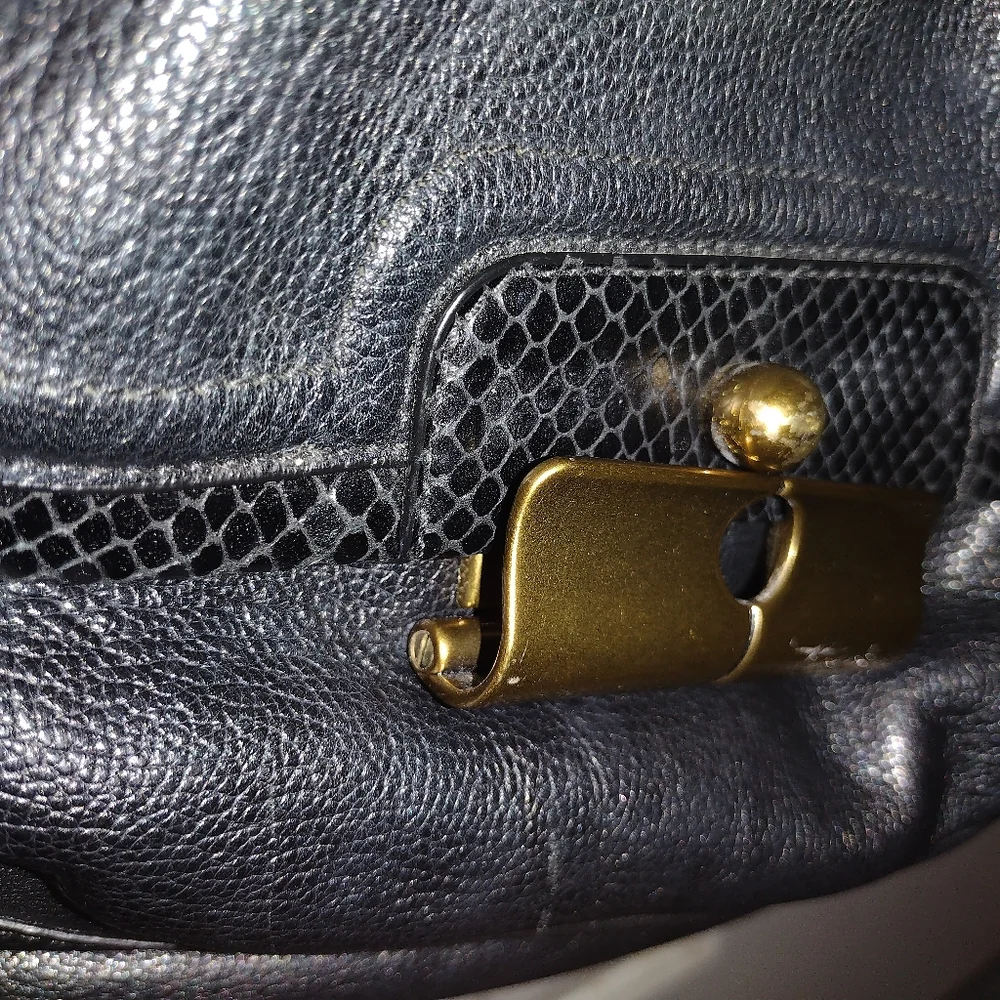 Real coach purse!! - Picture 16 of 16